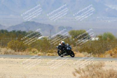 media/Apr-17-2022-CVMA (Sun) [[f474cfa795]]/Race 14 500 Supersport-350 Supersport (Holeshot)/